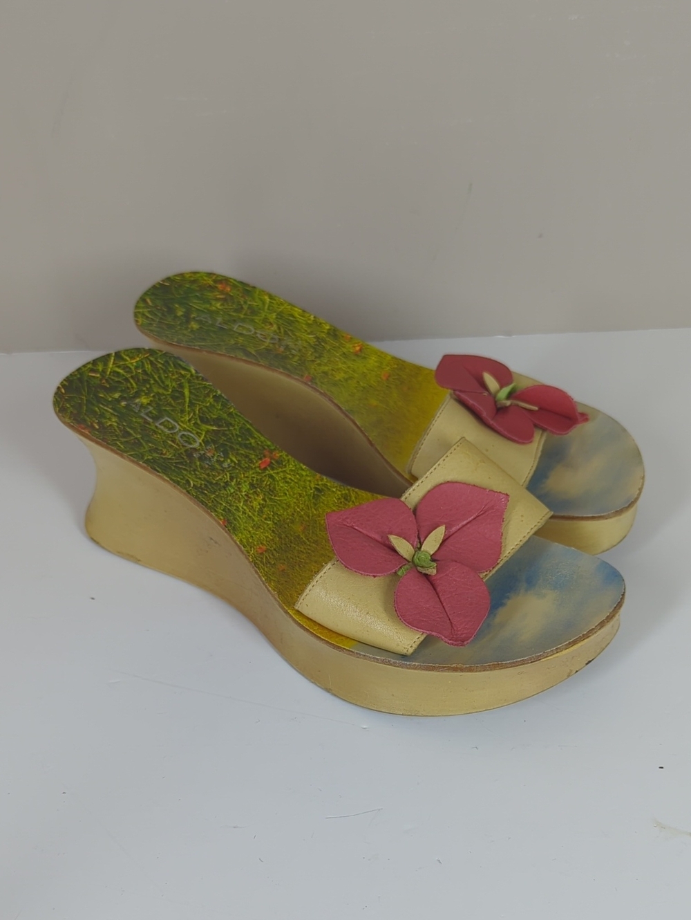 Vintage 90s Aldo Wedge Sandals Pink Flower Accent Made In Italy